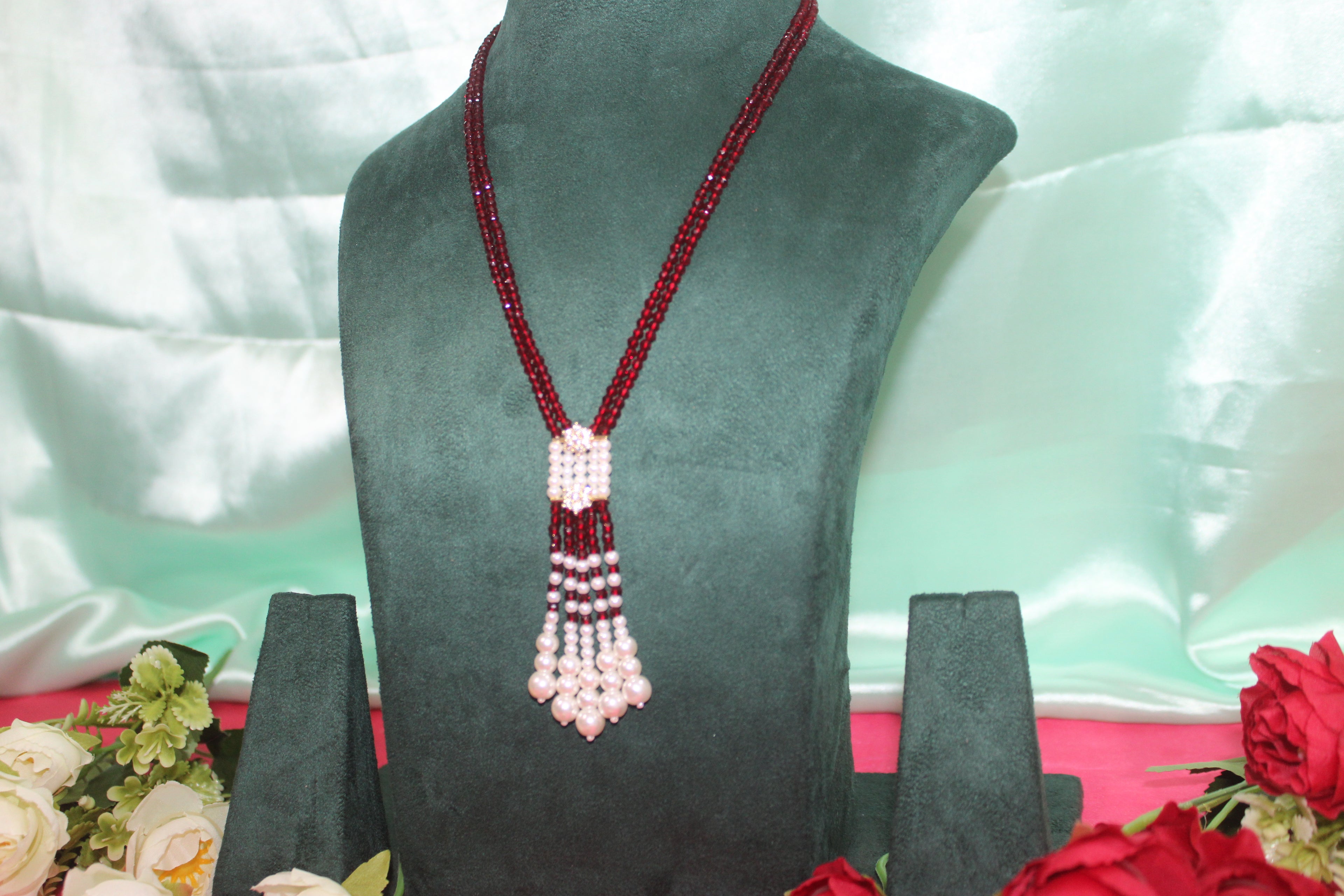 Attractive maroon Jaipur Crystal beads short haram