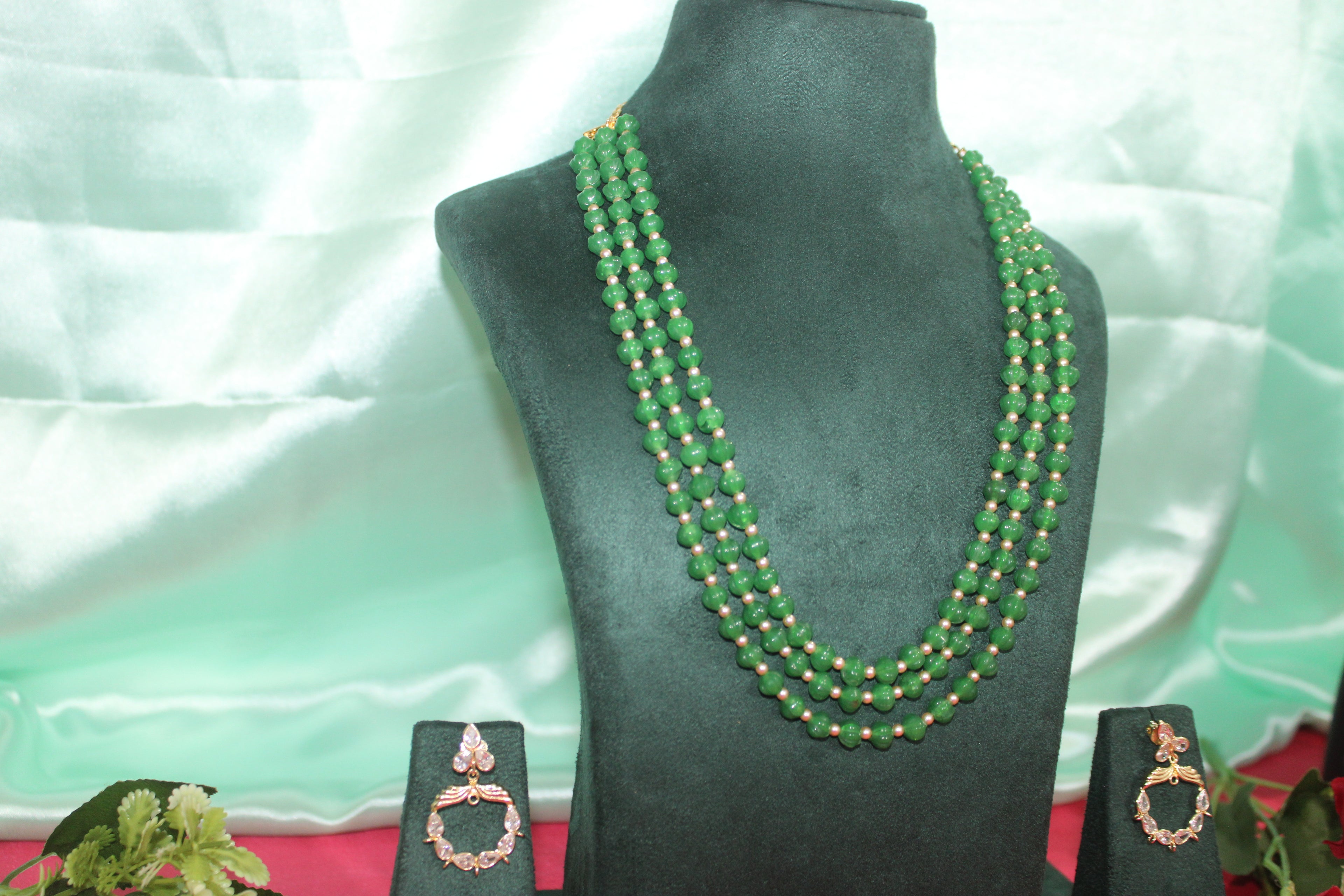 Trending green pumpkin beads with original swarovski pearls matching earings 3 line haram
