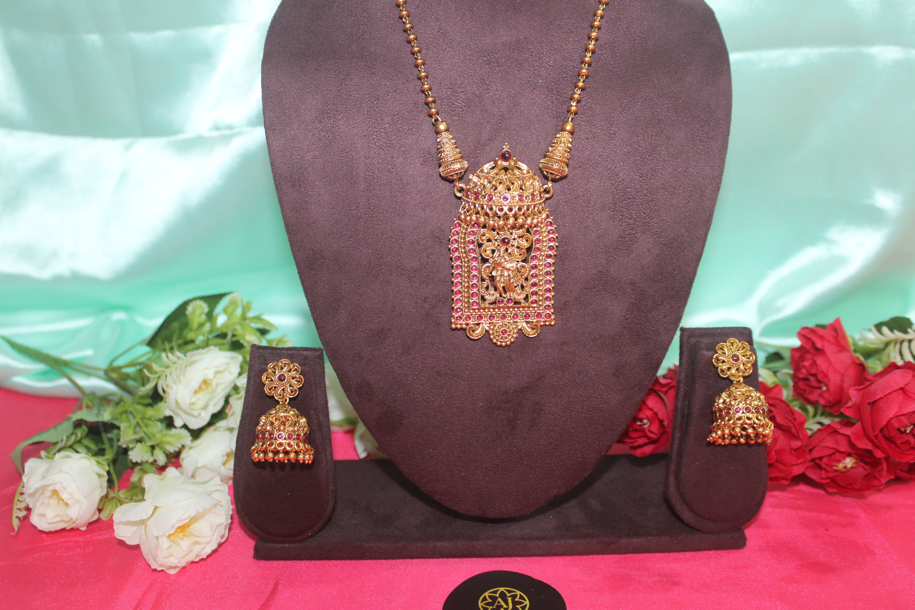 Radha krisha necklace with antiq finish &earings jumka