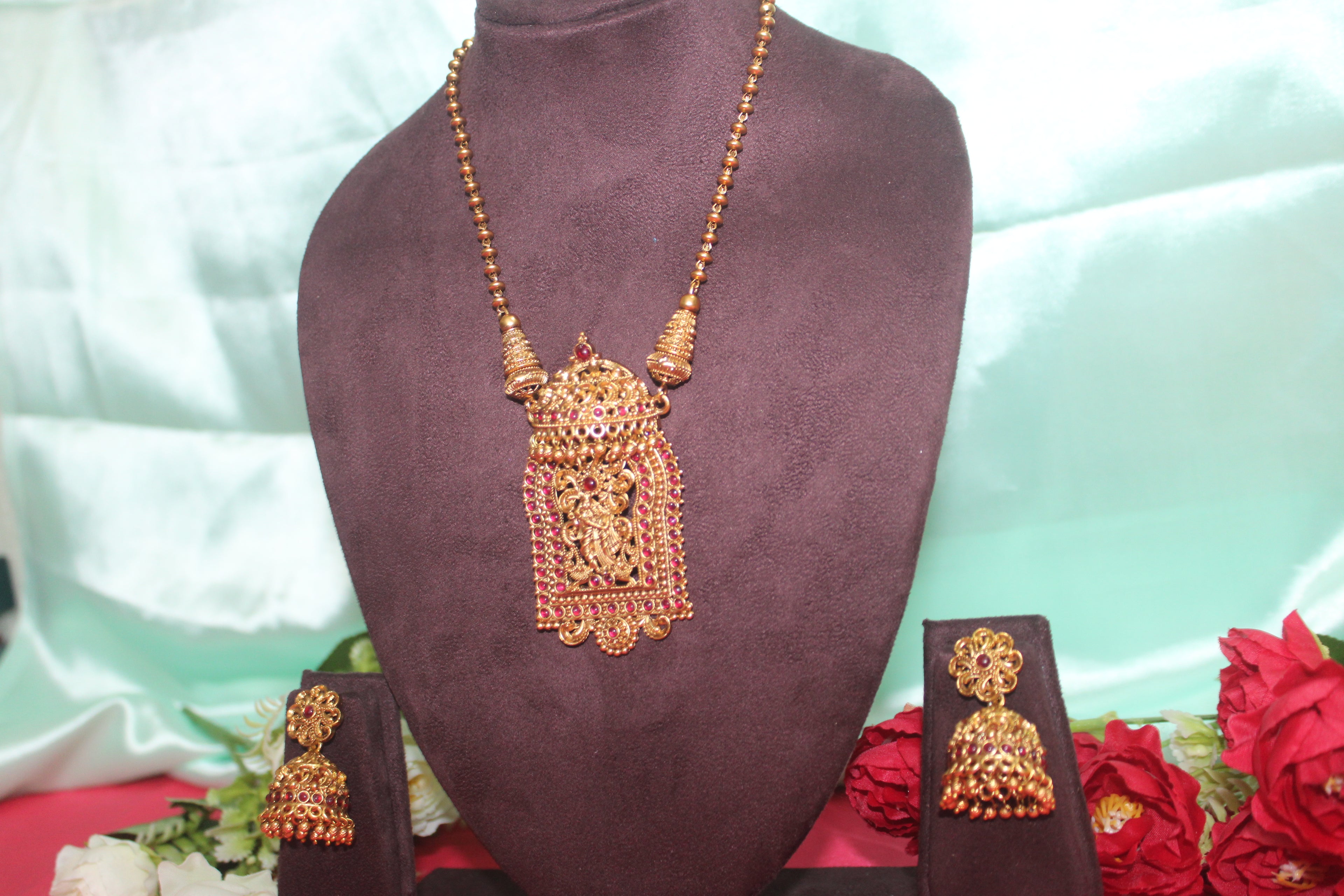 Radha krisha necklace with antiq finish &earings jumka